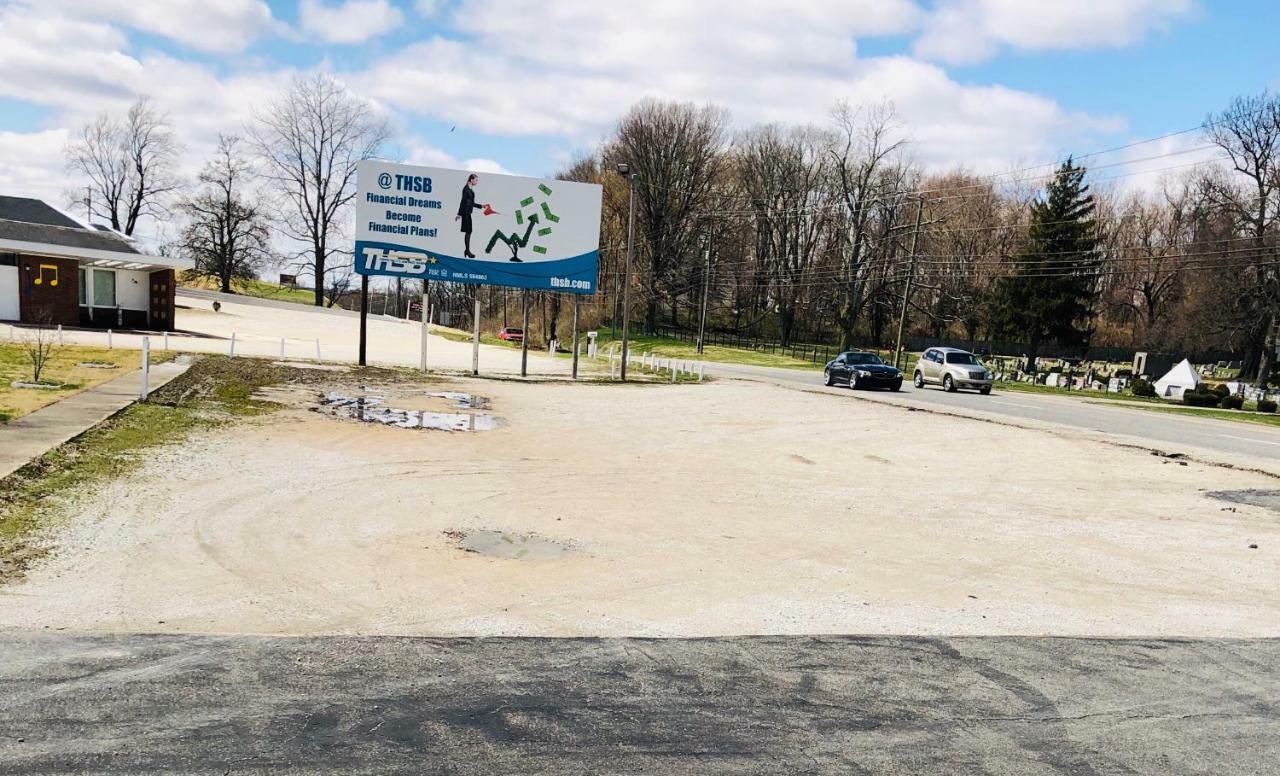 Woodridge Motel Terre Haute ภายนอก รูปภาพ